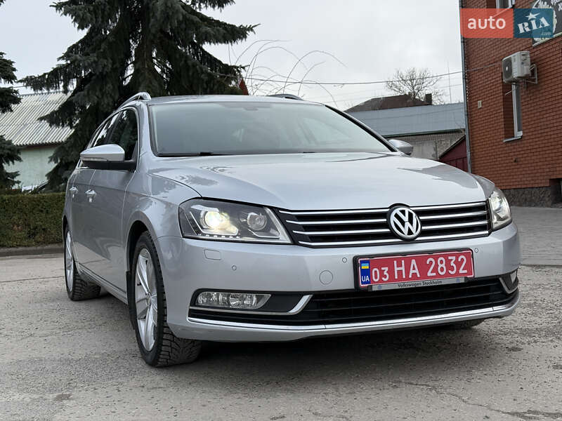 Універсал Volkswagen Passat 2012 в Кременці