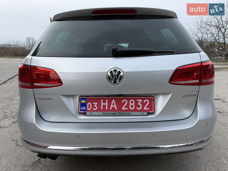 Універсал Volkswagen Passat 2012 в Кременці
