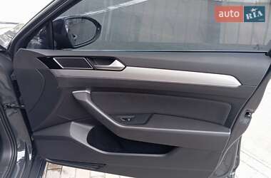 Универсал Volkswagen Passat 2019 в 