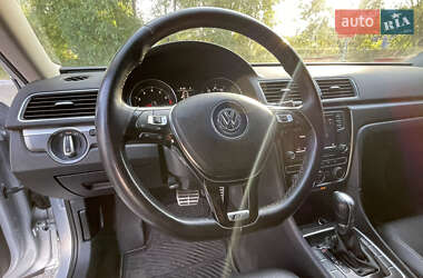 Седан Volkswagen Passat 2018 в 