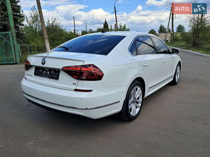 Седан Volkswagen Passat 2017 в Кривому Розі