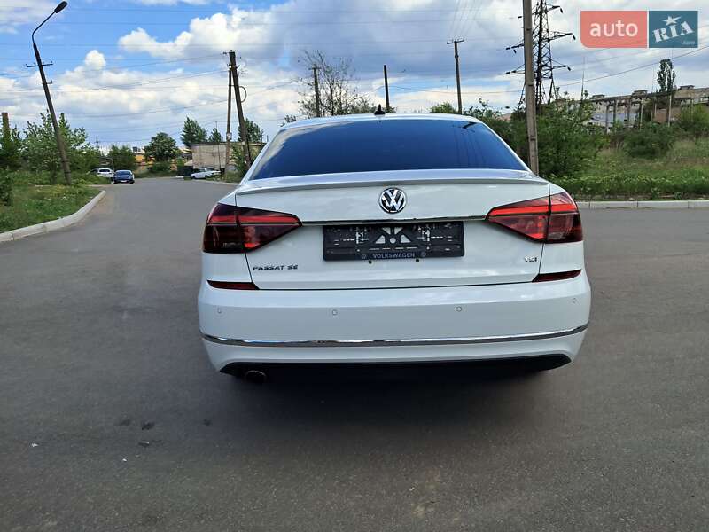Седан Volkswagen Passat 2017 в Кривому Розі