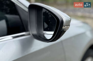 Седан Volkswagen Passat 2014 в 