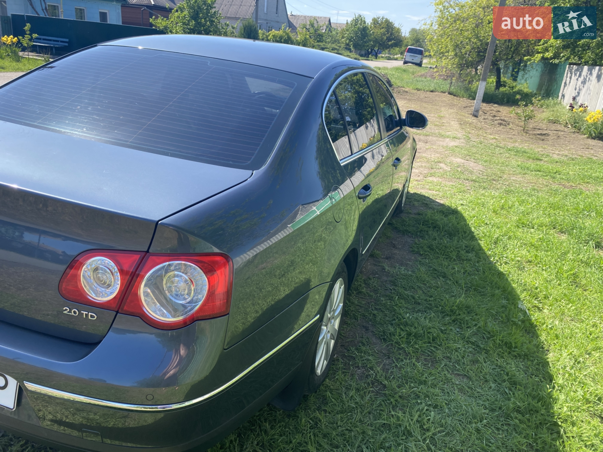 2010 Volkswagen Passat - мініатюра 4