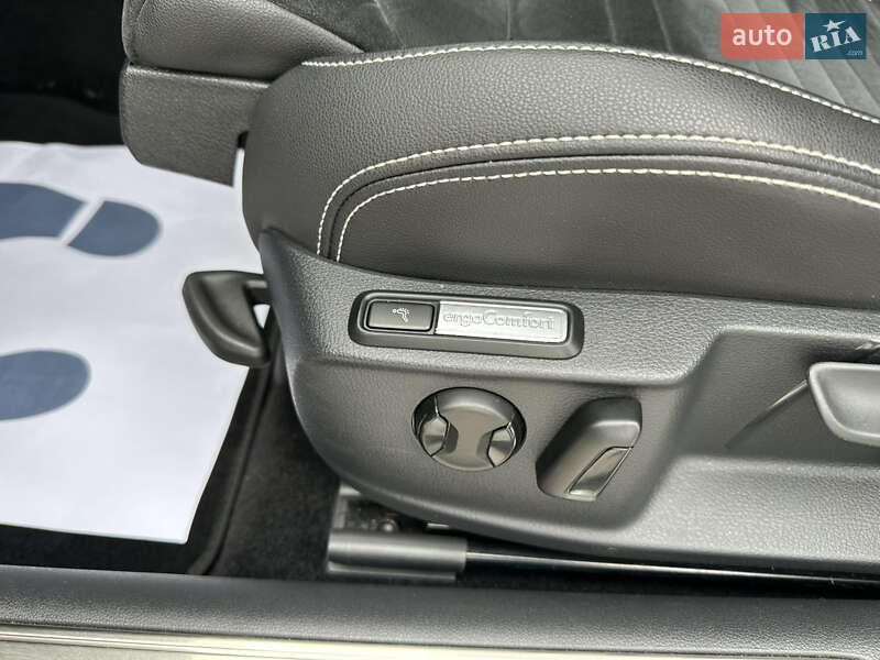 Седан Volkswagen Passat 2020 в Киеве