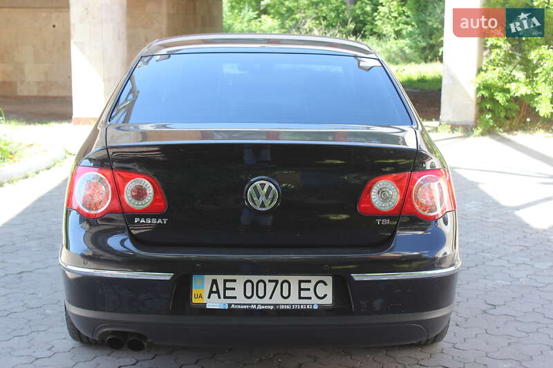 Седан Volkswagen Passat 2008 в Днепре