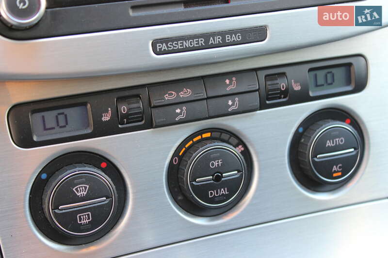 Седан Volkswagen Passat 2008 в Днепре