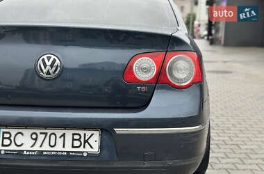 Седан Volkswagen Passat 2008 в 