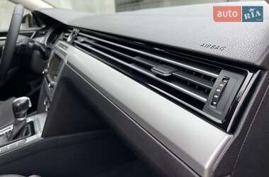 Универсал Volkswagen Passat 2015 в 