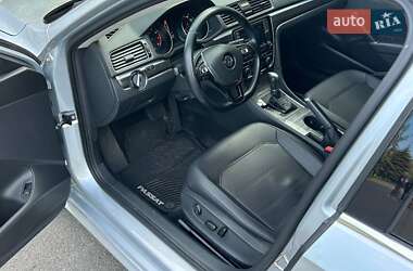 Седан Volkswagen Passat 2018 в 
