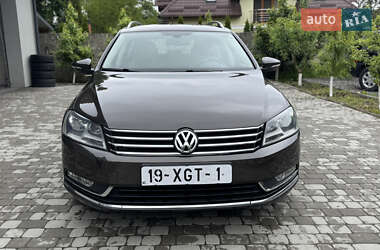 Универсал Volkswagen Passat 2012 в 