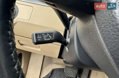 Универсал Volkswagen Passat 2012 в 