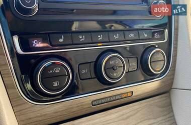Седан Volkswagen Passat 2016 в 