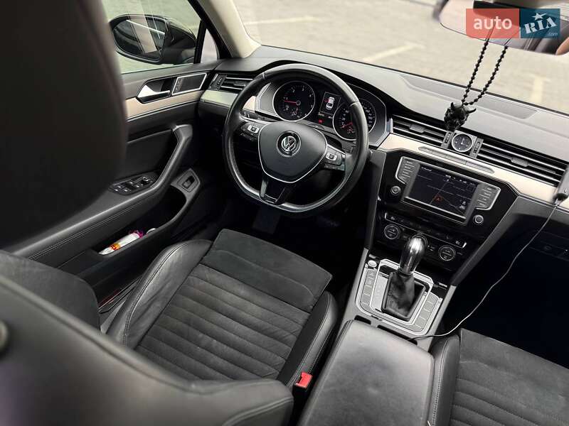 Седан Volkswagen Passat 2015 в Кривому Розі