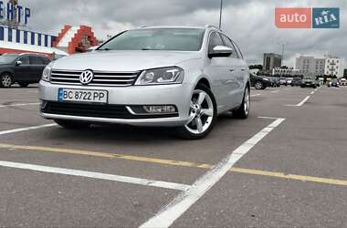 Універсал Volkswagen Passat 2011 в 