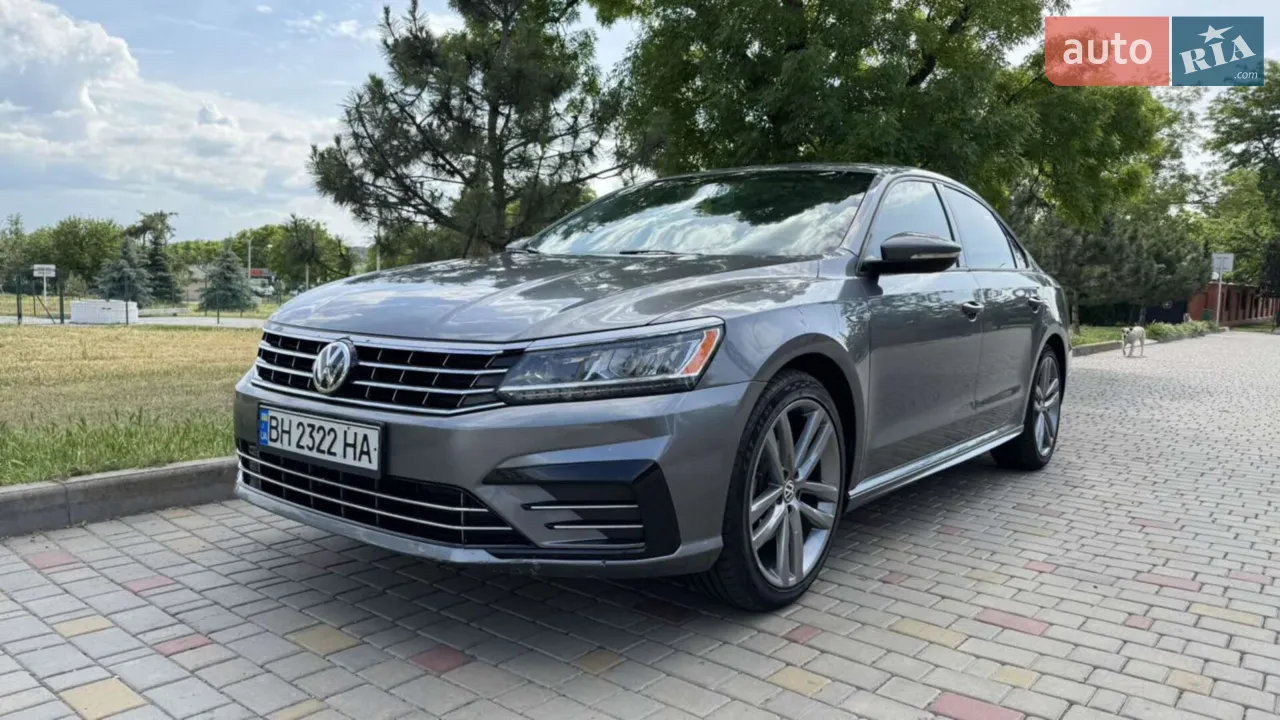 2017 Volkswagen Passat - мініатюра 16