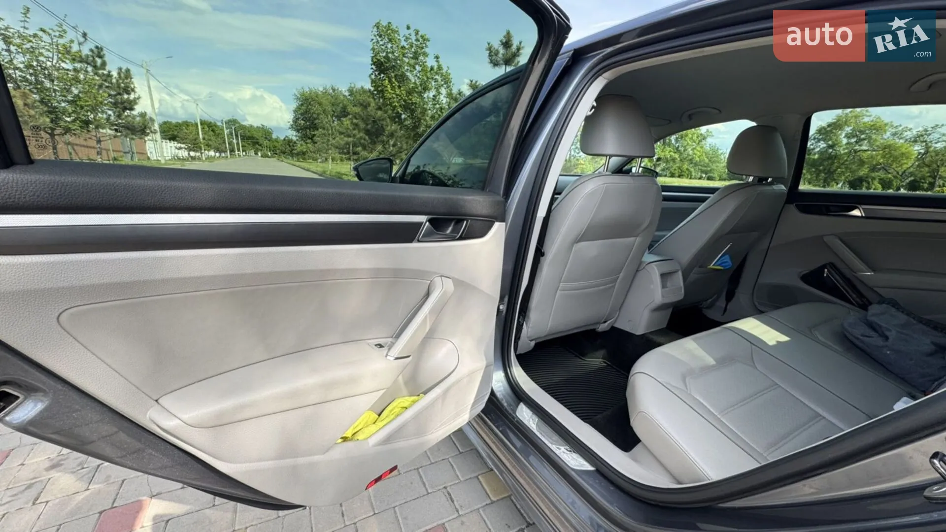 2017 Volkswagen Passat - мініатюра 12