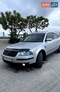 Седан Volkswagen Passat 2004 в 