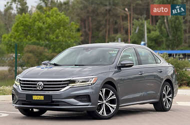 Седан Volkswagen Passat 2020 в 