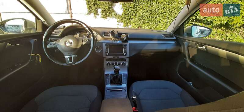 Універсал Volkswagen Passat 2014 в Павлограді