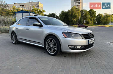 Седан Volkswagen Passat 2013 в 