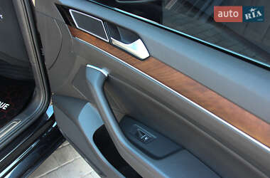 Седан Volkswagen Passat 2018 в 