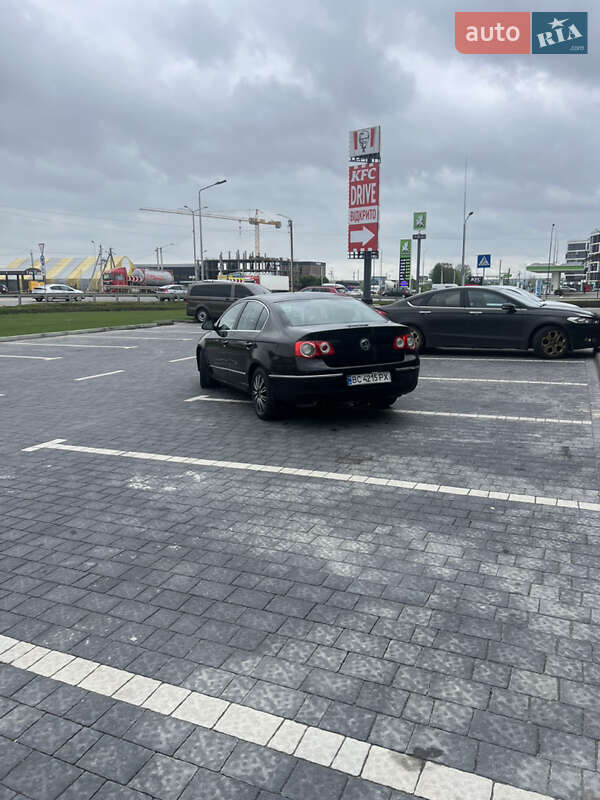 Седан Volkswagen Passat 2009 в Львове