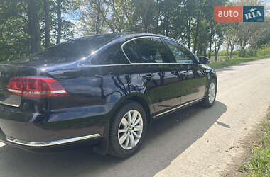Седан Volkswagen Passat 2011 в 