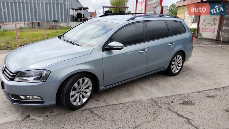 Універсал Volkswagen Passat 2013 в Полтаві