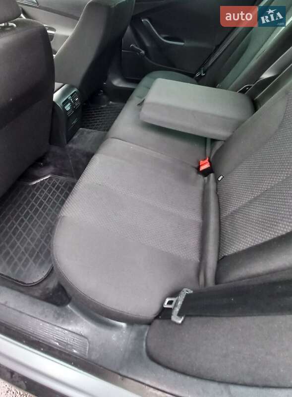 Універсал Volkswagen Passat 2007 в Рівному