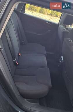 Універсал Volkswagen Passat 2010 в 