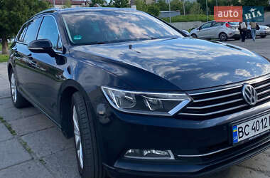Универсал Volkswagen Passat 2015 в Львове