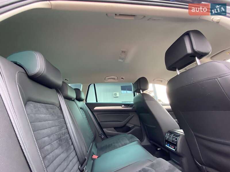 Универсал Volkswagen Passat 2017 в Черновцах