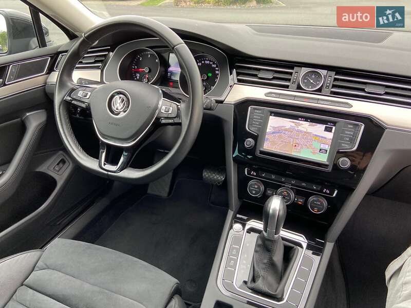 Универсал Volkswagen Passat 2017 в Черновцах