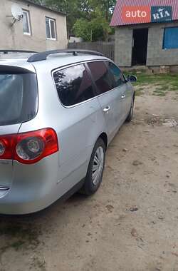 Універсал Volkswagen Passat 2005 в 