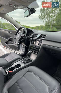 Седан Volkswagen Passat 2013 в 