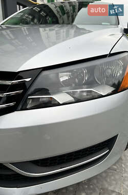 Седан Volkswagen Passat 2013 в 