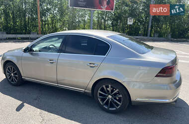Седан Volkswagen Passat 2014 в 