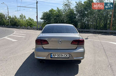 Седан Volkswagen Passat 2014 в 