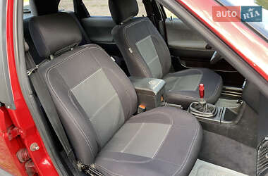 Седан Volkswagen Passat 1990 в 