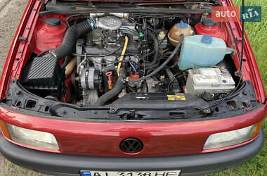 Седан Volkswagen Passat 1990 в 