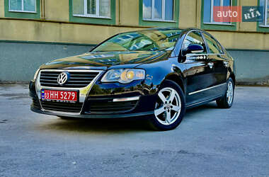 Седан Volkswagen Passat 2008 в Шепетовке