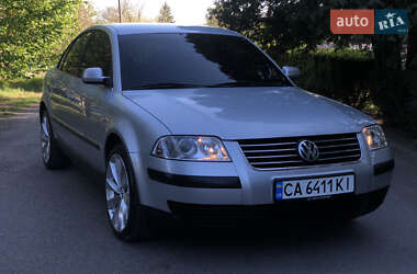 Седан Volkswagen Passat 2001 в 