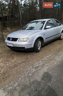 Седан Volkswagen Passat 1997 в 