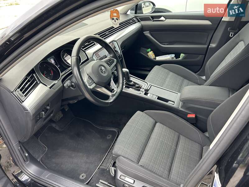 Універсал Volkswagen Passat 2020 в Чернігові