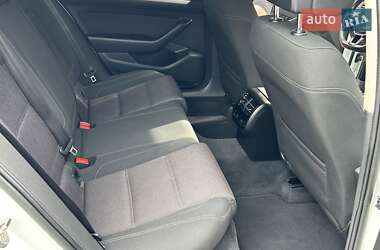 Седан Volkswagen Passat 2017 в 