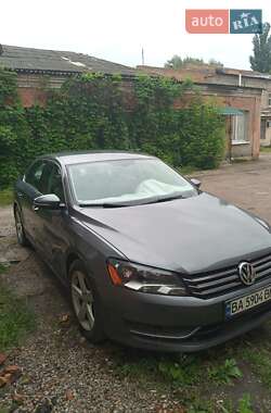 Седан Volkswagen Passat 2011 в Кропивницькому