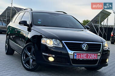 Універсал Volkswagen Passat 2010 в 
