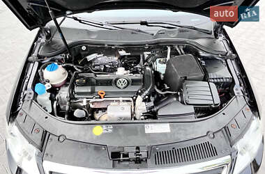 Універсал Volkswagen Passat 2010 в 