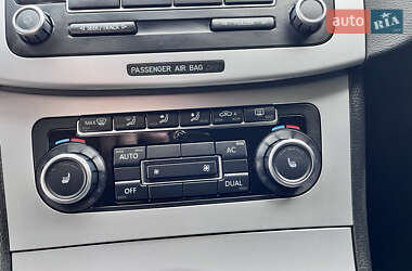 Універсал Volkswagen Passat 2010 в 